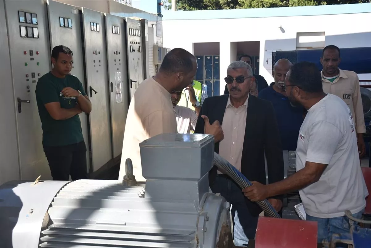 رئيس مياه الأقصر يتفقد محطة الطود المدمجة ويتابع إنشاء محطة جديدة