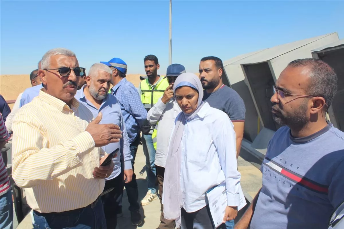 رئيس مياه الأقصر يتابع مشروع الصرف الصحي المتكامل في إسنا والطود