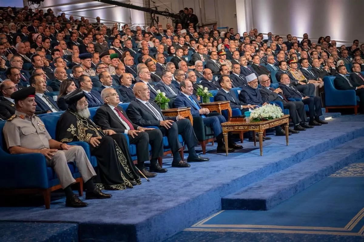 محافظ الأقصر يشارك بفعاليات منتدى مصر 2026 بحضور الرئيس السيسي