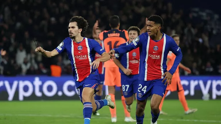 لقطات مباراة برشلونة وباريس سان جيرمان في دوري أبطال أوروبا