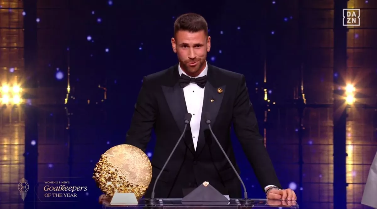 strongأوناي سيمون نجم أتلتيك بيلباو ومنتخب إسبانيا أفضل حارس مرمى في العالم لعام 2026/strong