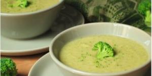 طريقة عمل شوربة مشروم بالبروكلى والكريمة