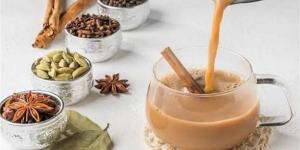 طريقة عمل شاي الكرك الأصلي في المنزل.. مشروب هندي بنكهة خليجية