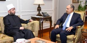 مصر تعزز رسالتها الفكرية عالميا.. لقاء بين عبد العاطي والأزهري لبحث التعاون المشترك