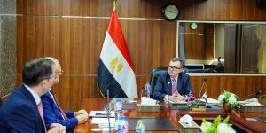 وزير التخطيط يبحث مع الرئيس التنفيذي لـ (BII) توسيع التمويلات التنموية في مصر