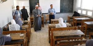 أخبار أسوان: لحظات مؤثرة فى توديع معلمة أثناء دفنها.. ومتابعة لامتحانات الشهادة الثانوية الأزهرية.. و3 آلاف فرصة عمل