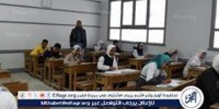 ،انتهاء امتحان اللغة الإنجليزية لطلاب الشهادة الإعدادية بالقاهرة منذ قليل