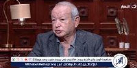 نشأت الديهي يفتح النار على ساويرس بعد تصريحه الأخير: "عيب واختشي يا نجيب"