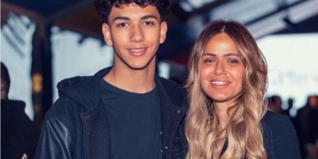 زوجة ميدو لنجلها في عيد ميلاده: ربنا يهونها إن شاء الله