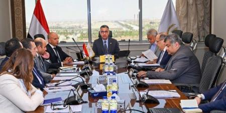 وزير التموين يترأس اجتماع اللجنة العليا للمشروع القومي “Carry On” لمتابعة معدلات الإنجاز
