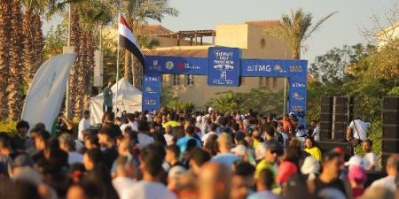 آلاف المتسابقين في ماراثون مدينتي 2026 بحضور سفيري الولايات المتحدة والإمارات