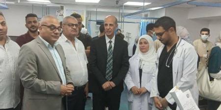رئيس جامعة بني سويف في زيارة مفاجئة لقسم طوارئ الأطفال بالمستشفى الجامعي | صور