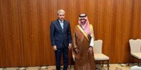 وزير السياحة والآثار يبحث مع وزير السياحة السعودي تعزيز التعاون السياحي بين البلدين