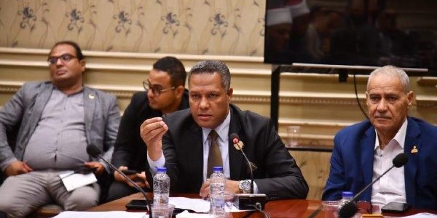 نائب يطالب بإخضاع الكتاتيب لإشراف الأزهر والأوقاف حفاظًا على الفكر الوسطي وحماية الأطفال