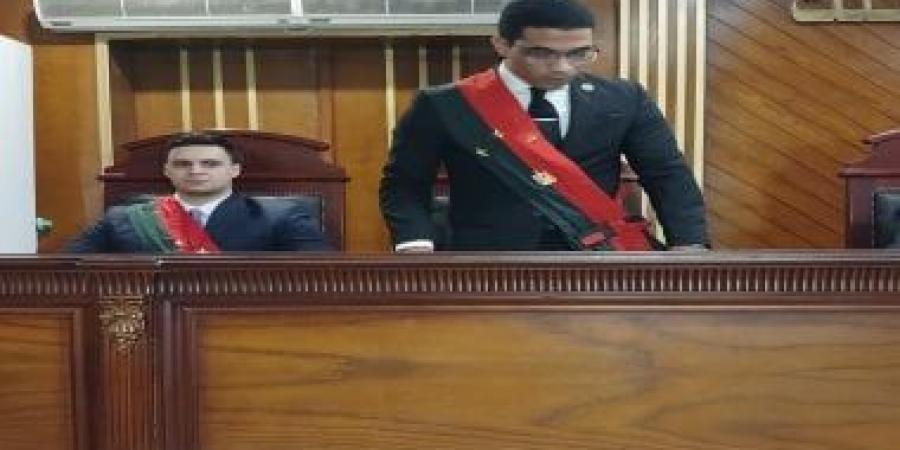 بدء مرافعة النيابة العامة في قضية اتهام طالب جامعى بقتل والدته بـ 12 طعنة بالشرقية