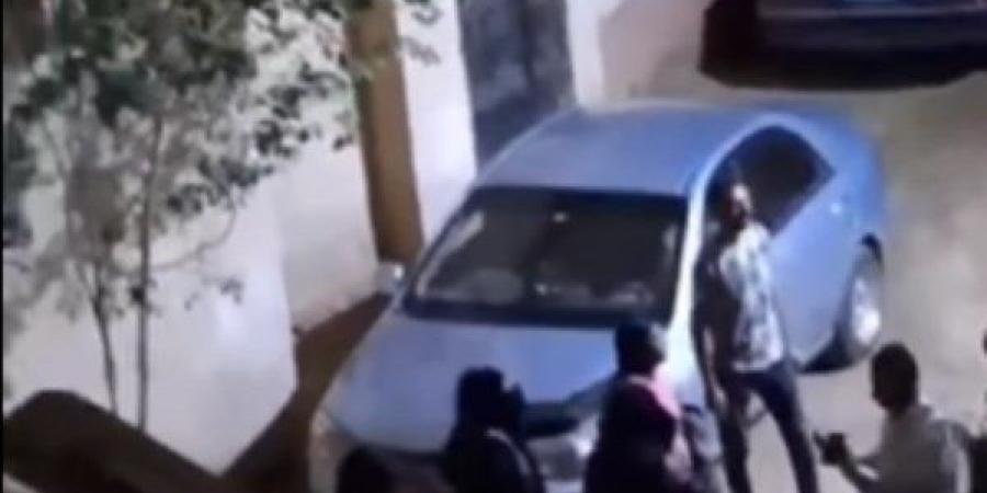 ساعات من الرعب.. أسرة تتهم جيرانا بالبلطجة وتهديد الأطفال والمسنين