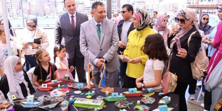 بدء فاعليات اليوم الثقافى لمحافظة دمياط