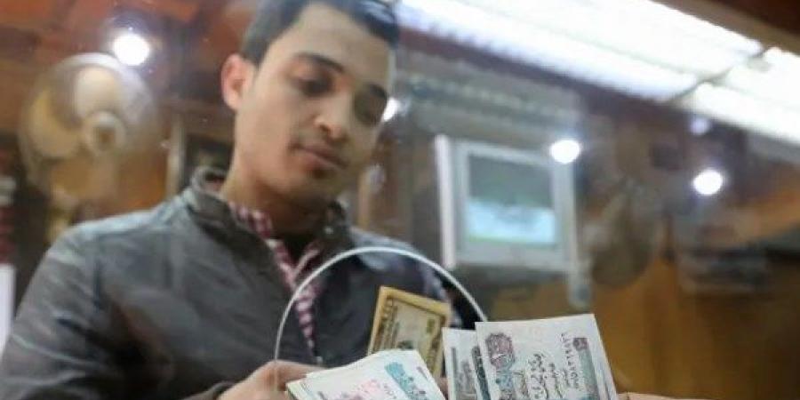 مليون جنيه للمصريين بالخارج.. مفاجأة من الحكومة للمغتربين ضمن مبادرة «افتح حسابك في مصر»