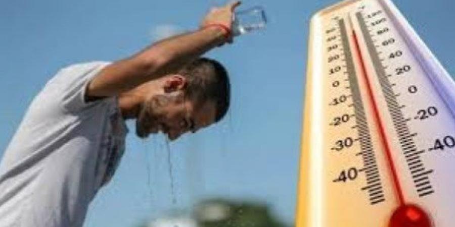 الأرصاد تحذر من استمرار الموجة الحارة.. الحرارة تصل إلى 44 درجة في جنوب الصعيد