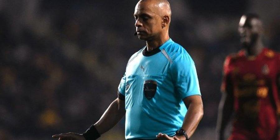 الإعلان عن طاقم تحكيم المباراة الافتتاحية لكأس العالم 2026
