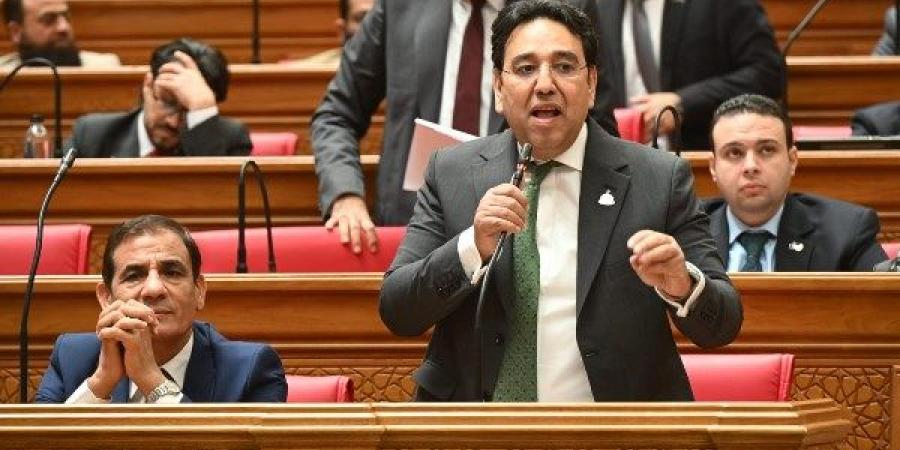 برلماني يحذر من فشل الاتفاق الأمريكي الإيراني