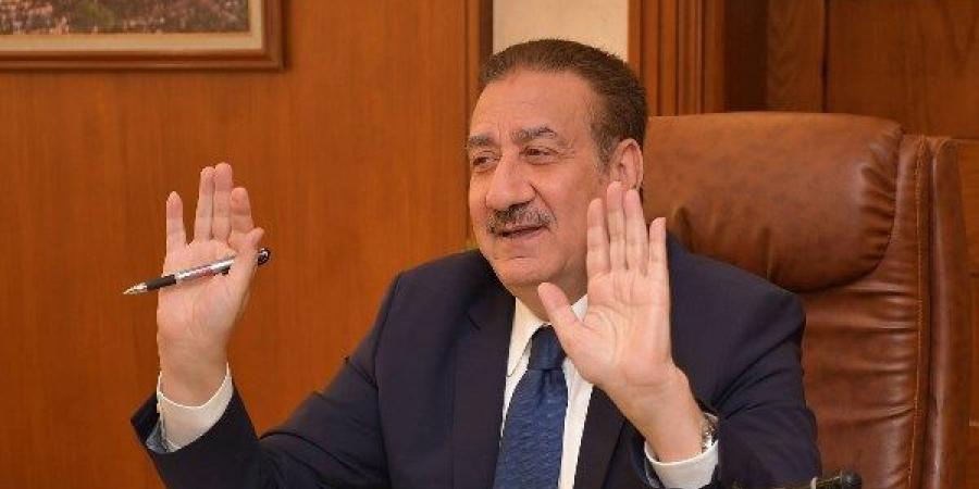 محافظ بورسعيد يهنئ النادي المصري و جماهيره بالتتويج بكأس العاصمة