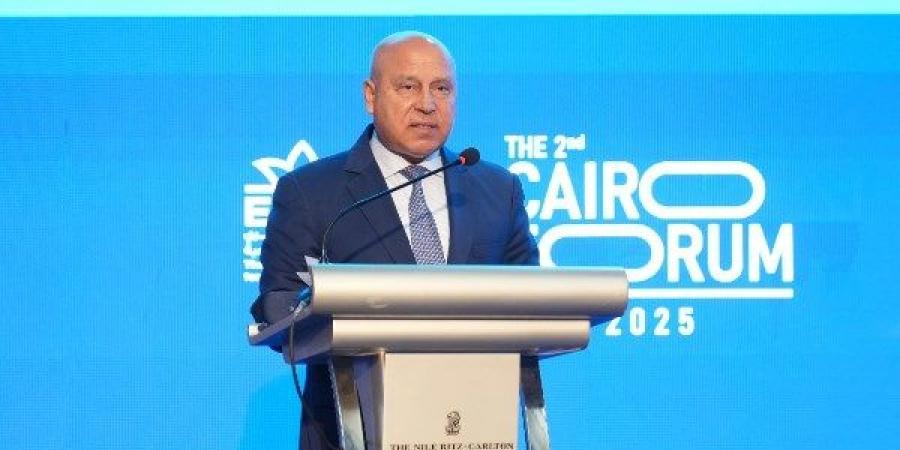 وزير النقل: خطة متكاملة لتحويل مصر إلى مركز إقليمي للنقل واللوجستيات