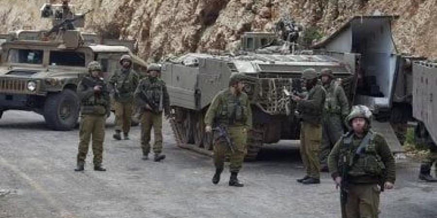 غارات إسرائيلية على صور وبنت جبيل بجنوب لبنان