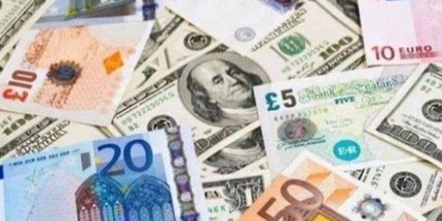 الدينار الكويتي بكام؟..أسعار العملات العربية والأجنبية اليوم الثلاثاء