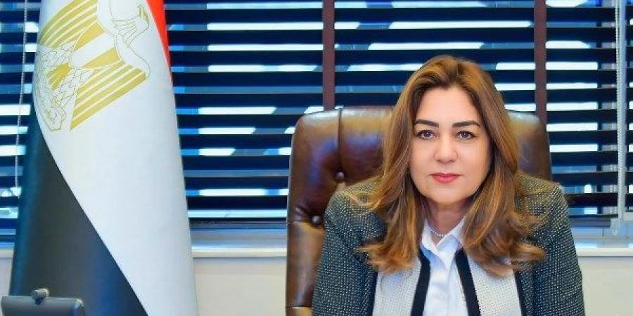 منال عوض: 150 ألف مواطن استفادوا من أنشطة الوزارة في 26 محافظة