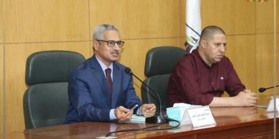 ,محافظ بني سويف يلتقي خريجي دورات الحاسب الآلي من العاملين