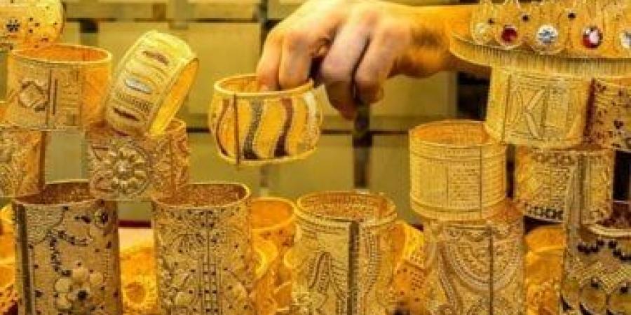 الذهب في البحرين يترقب اختبار مستويات جديدة مع عودة الزخم للأسواق العالمية