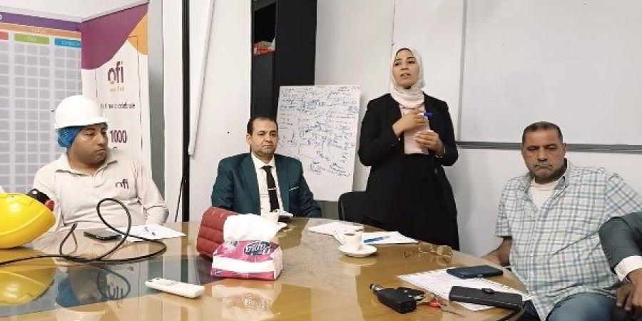 نحو بيئة عمل آمنة مستقرة.. ندوة للعاملين بمصنع مواد غذائية ببني سويف