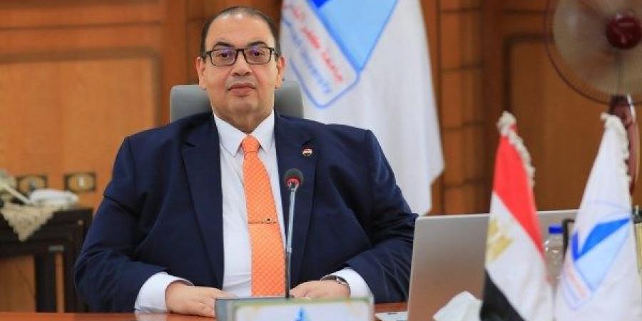 رئيس جامعة كفر الشيخ: تطوير المختبرات والمنشآت البحثية على رأس أولوياتنا