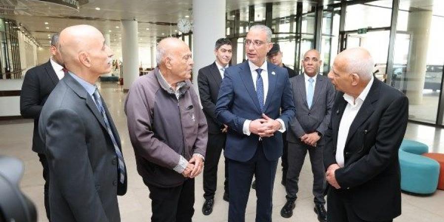 محافظ الجيزة يزور مركز مجدي يعقوب العالمي للقلب بحدائق أكتوبر
