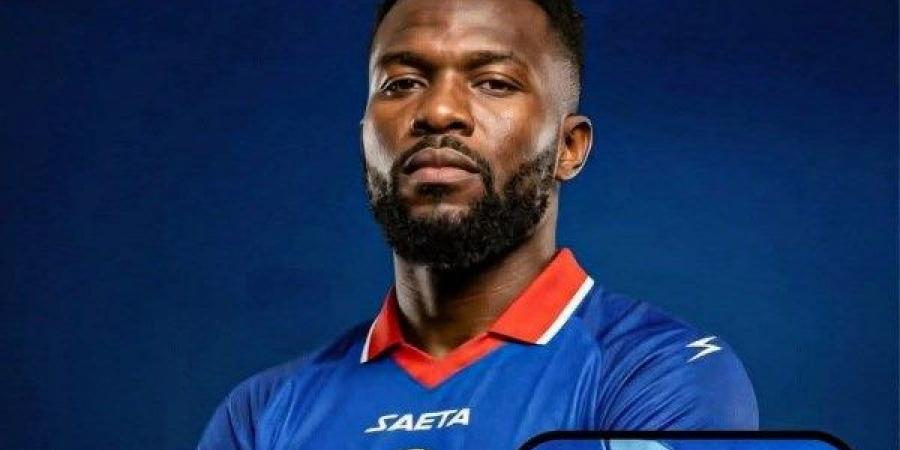 فيفا يجبر منتخبا في كأس العالم على تغيير قمصانه.. تفاصيل