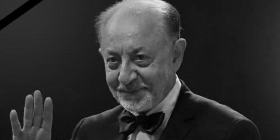 خالص العزاء والمواساة لأسرته.. مراد مكرم ينعي عبدالعزيز مخيون برسالة مؤثرة