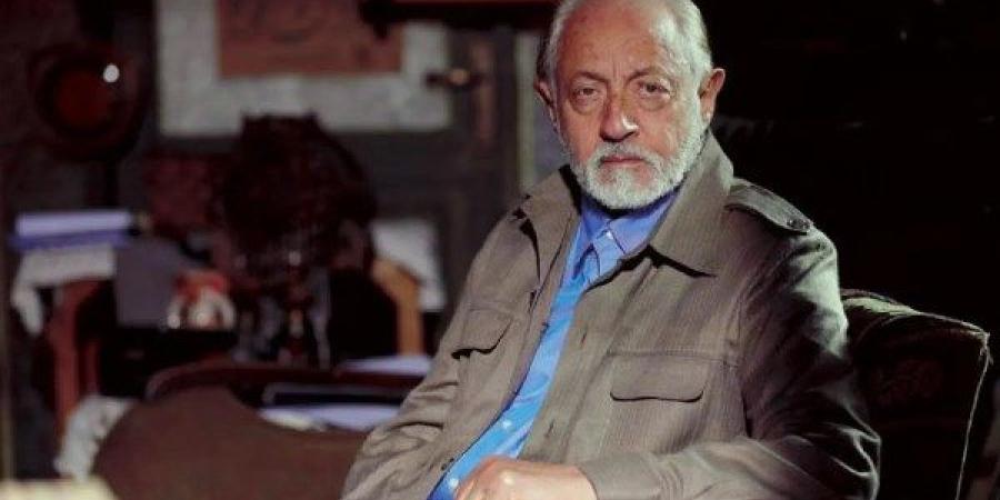 عبد العزيز مخيون.. جسد مشهد رحيله مرتين قبل وفاته