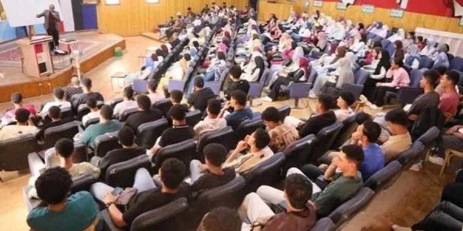 انطلاق القوافل التعليمية المجانية لطلاب الثانوية العامة بالوادي الجديد