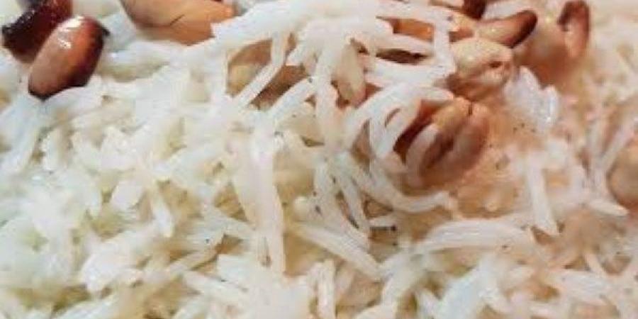 سر المطاعم في مطبخك .. طريقة عمل الأرز بالحبة الطويلة المفلفلة الناجحة 100%
