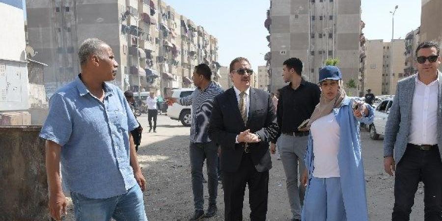 محافظ بورسعيد يتفقد أعمال تطوير 72 عمارة سكنية بمنطقة السيدة نفيسة