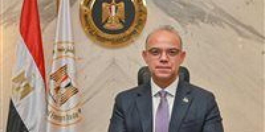 وزير الاستثمار:التوسع في تقديم خدمات البورصة بمراكز خدمات المستثمرين لتحسين الخدمات بالمحافظات