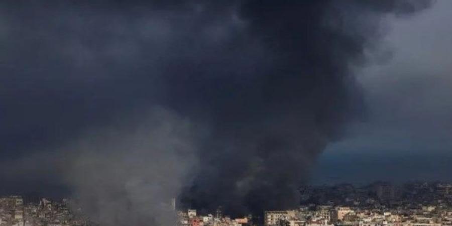 جيش الاحتلال يستهدف مرافق لـ حزب الله في جنوب لبنان