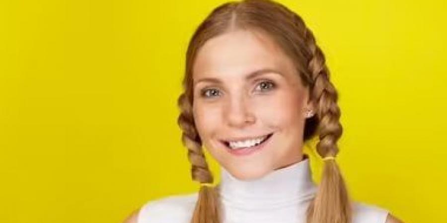 لو بتحبى الضفاير.. 4 تسريحات شعر سهلة وسريعة ومناسبة للصيف