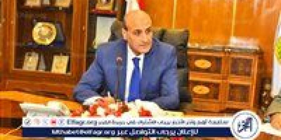 محافظ أسيوط: استمرار حملات النظافة ورفع المخلفات وشفط الأتربة بديروط