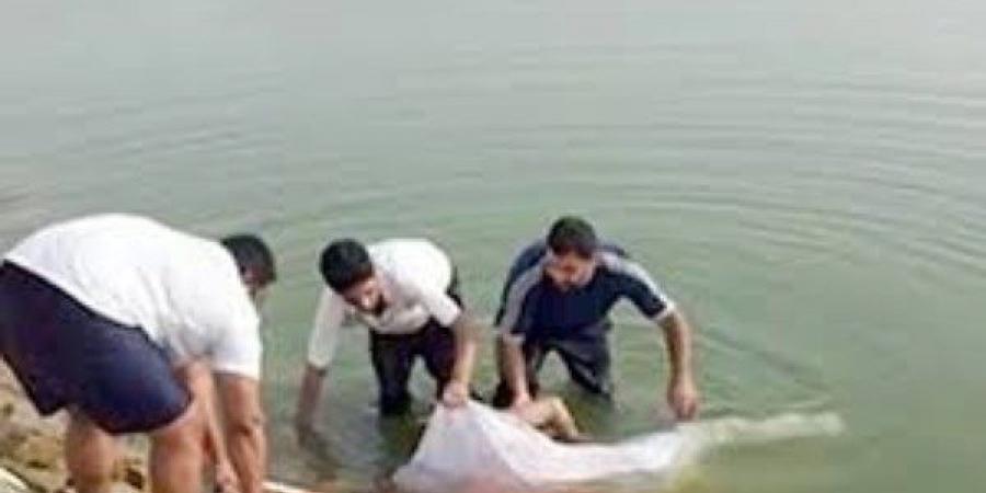 فى أسوان .. التصريح بدفن متوفى تعرض للغرق أثناء إنقاذه لنجله