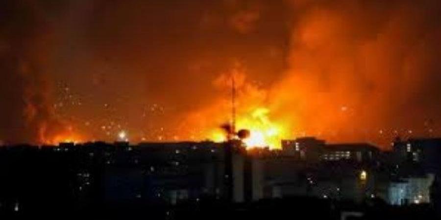 القيادة الأمريكية تعلن بدء ضربات دفاعا عن النفس ضد أهداف في إيران