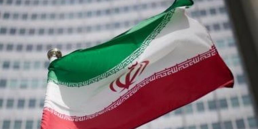 وكالة مهر: قذيفة أمريكية أصابت سفينة شحن في خليج ⁧‫عمان‬⁩