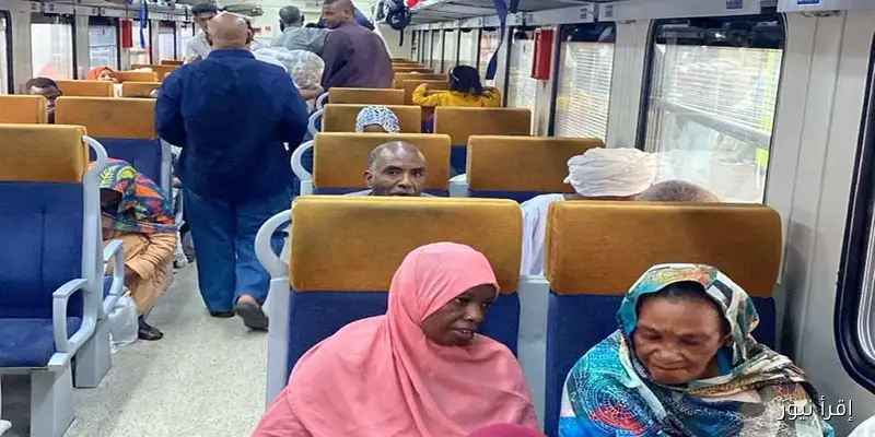 انطلاق القطار الرابع عشر للعودة الطوعية للسودانيين من محطة رمسيس بالمجان