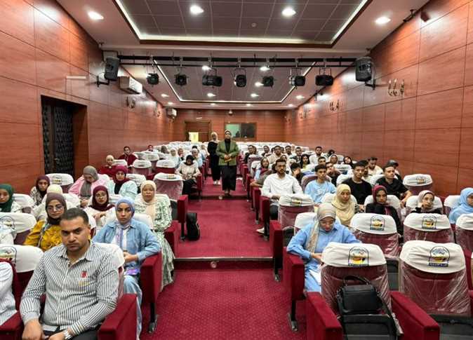 معسكر توعوي بجامعة بني سويف